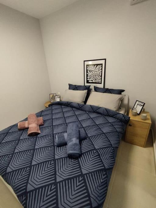 Floral Home 1 - Ground Floor Apt With Courtyard And Private Parking! 雅典 外观 照片