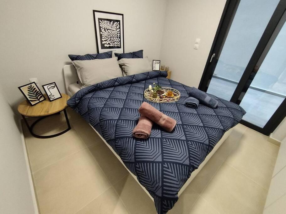 Floral Home 1 - Ground Floor Apt With Courtyard And Private Parking! 雅典 外观 照片